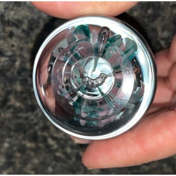 Gibson Signed Pink Flower 1996 Teardrop Paperweight Ring Holder - Picture 3 of 4